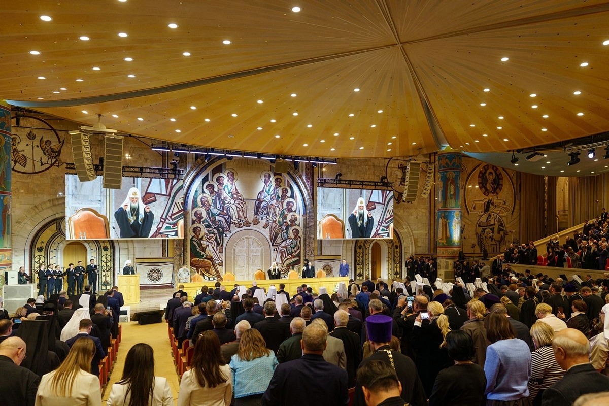 Святейший Патриарх Кирилл возглавил пленарное заседание XXVII Всемирного русского народного собора, посвященного теме «К 80-летию Победы. Защитники Отечества: военный и духовный подвиг»