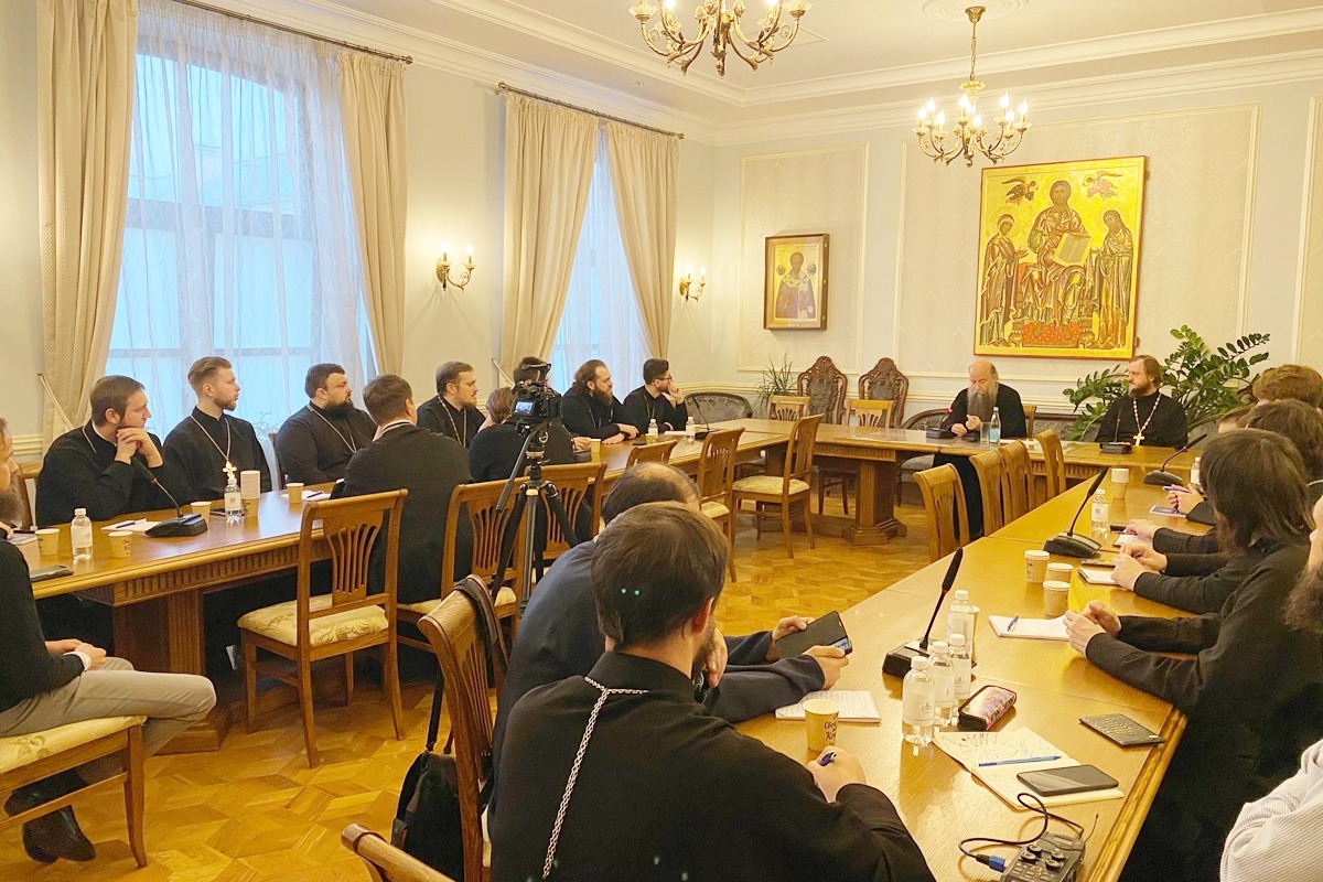 � ������ ���������� ������ ����������� ������� � �������� ���� ���������: ���������� ������