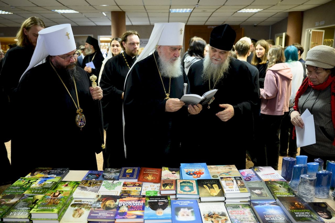 � ������ ��������� ������������ ������� ��������-����� �������� �����